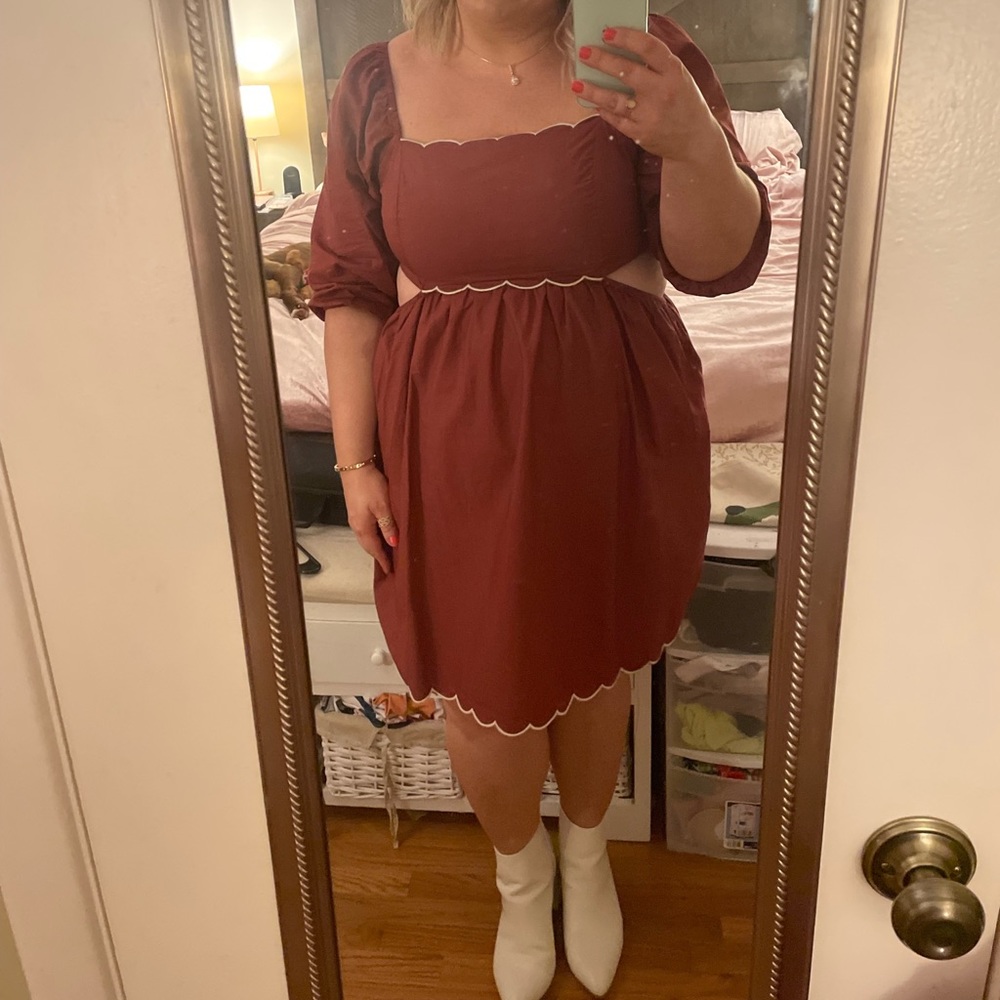 Anthropologie Scalloped edge, Bow tie backless dress